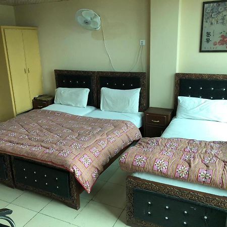 Hotel Rakaposhi Islamabad Esterno foto