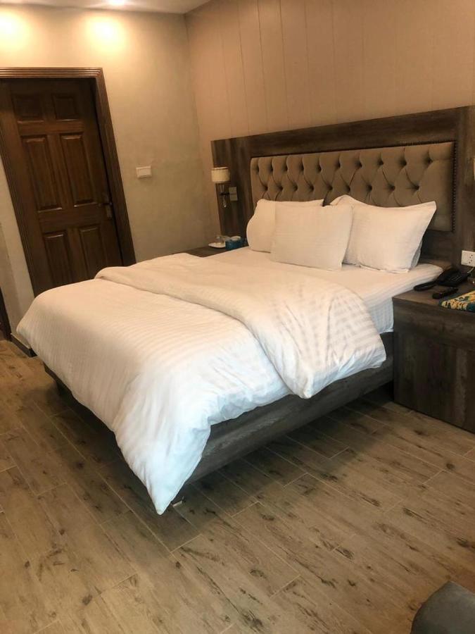Hotel Rakaposhi Islamabad Esterno foto